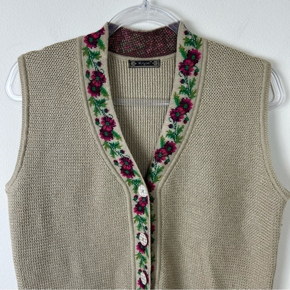 Vintage Rage Knit floral sweater vest size: XL - Picture 2 of 12